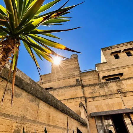 Two Connected In Gozo With 2 Private Pools Rooftops And Bbq Sleeps 16 Nyaraló Għarb
